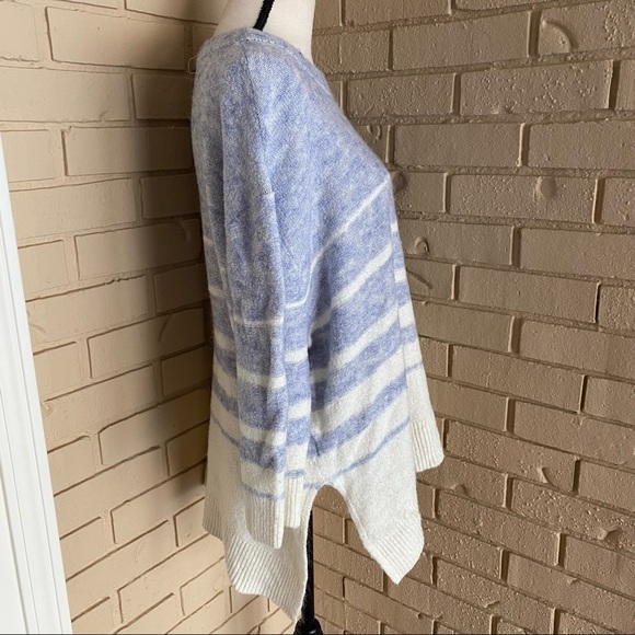 LOFT Lounge Sz Medium Super Soft Sweater Slouchy Oversized Blue Striped - Picture 3 of 8